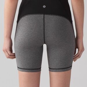Lululemon train times short 6”